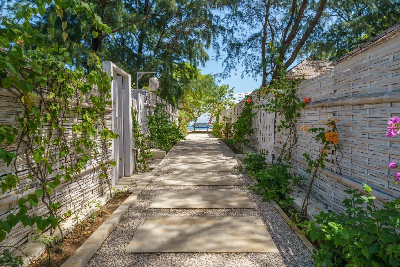 Ora Villas Gili Meno Exterior photo